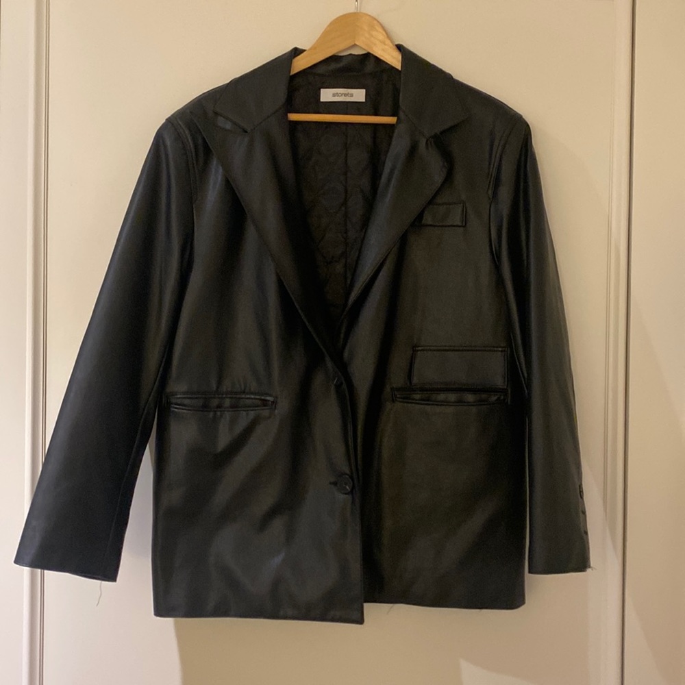 Storer faux leather boxy two button blazer sm S